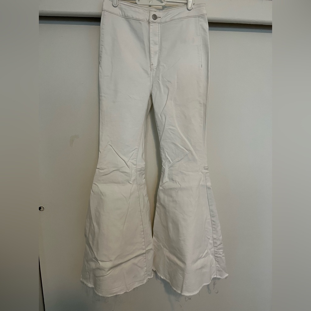 Free People, We The Free flare pants, size 27. Brand New